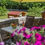 Beautiful In Putini With Kitchen Holiday home