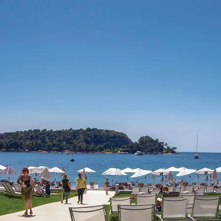 Vikendica Beautiful In Putini With Kitchen Pulici